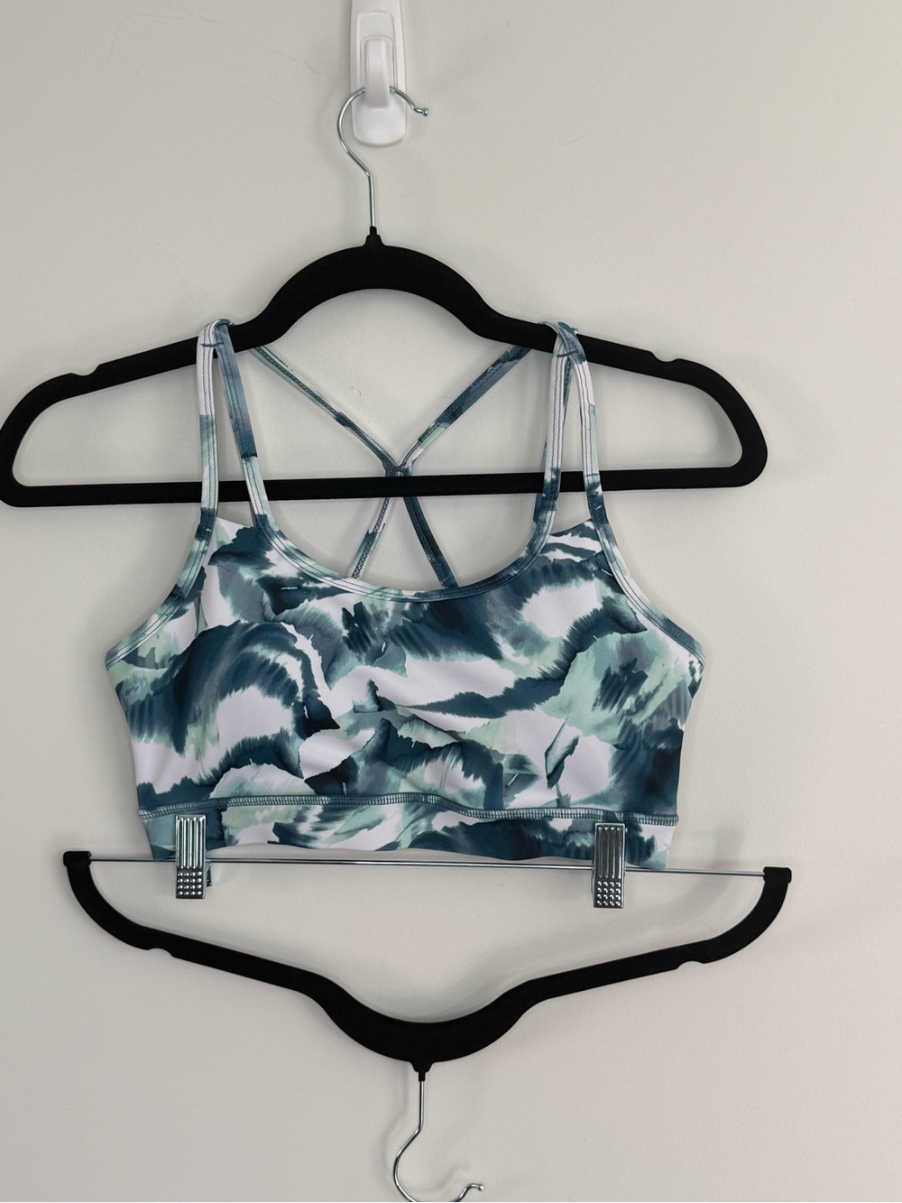 Gaiam Liv Printed Strappy-Back Sports Bra - Sz. S